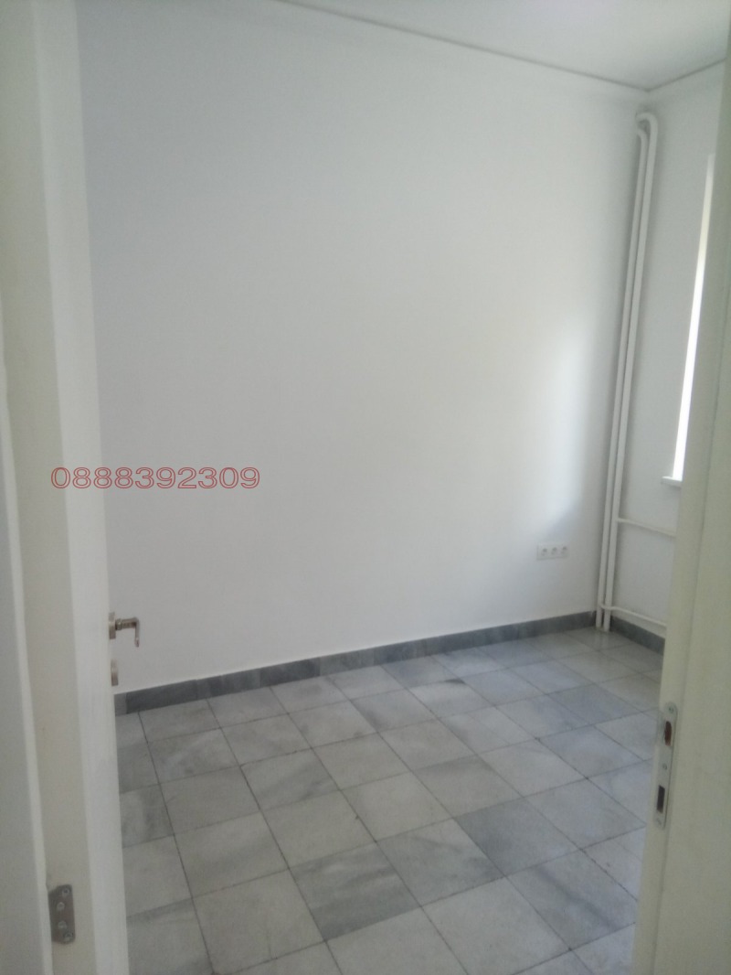 Продава 3-СТАЕН, гр. София, Оборище, снимка 4 - Апартаменти - 52668195