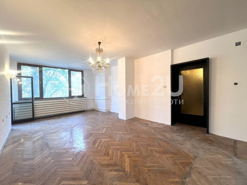 À venda  3 quartos Sofia , Centar , 100 m² | 16026379