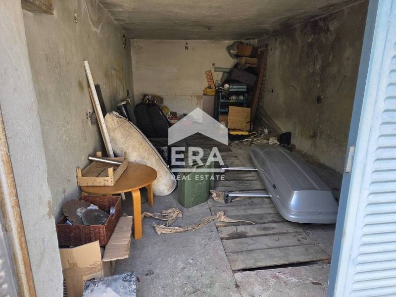 Продава ГАРАЖ, ПАРКОМЯСТО, гр. Аксаково, област Варна, снимка 2 - Гаражи и паркоместа - 55372288