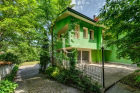Продажба на къщи в град София — страница 2 - изображение 1 
