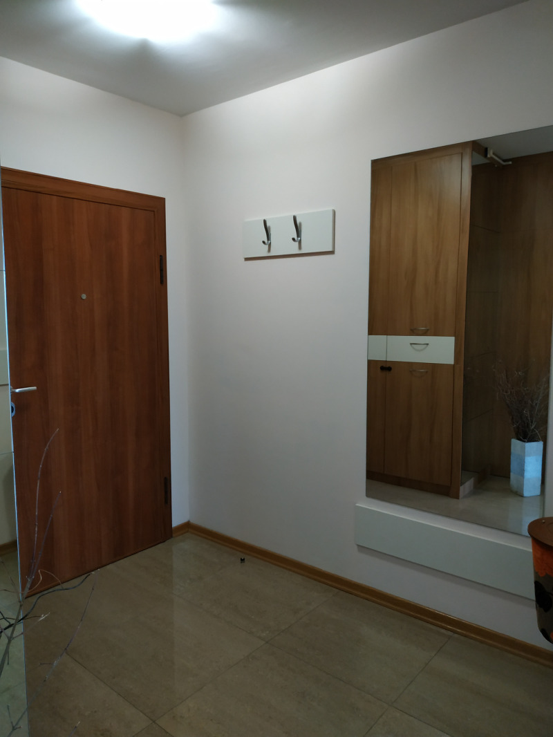 Продава 2-СТАЕН, гр. София, Полигона, снимка 2 - Апартаменти - 52927623