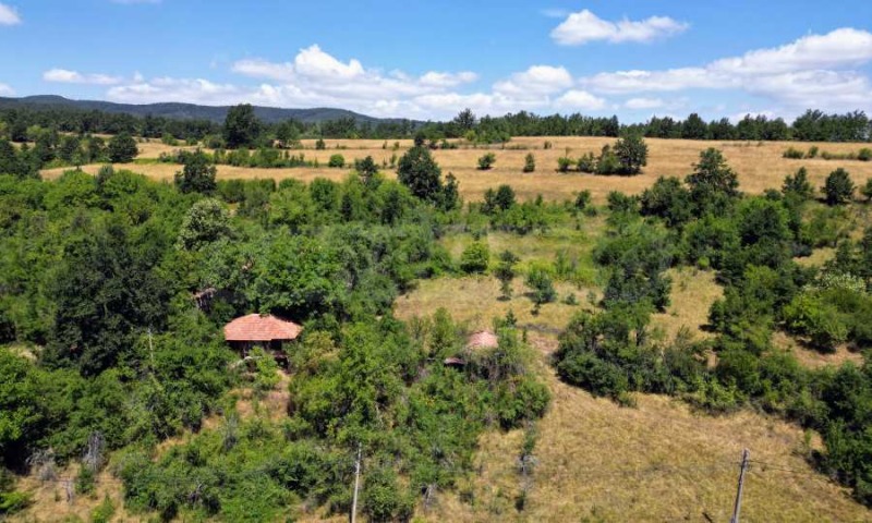 Продава КЪЩА, гр. Априлци, област Ловеч, снимка 10 - Къщи - 52415811