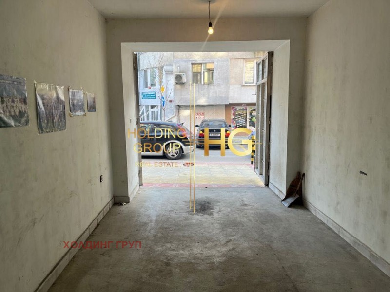 Продава ГАРАЖ, ПАРКОМЯСТО, гр. Варна, Бизнес хотел