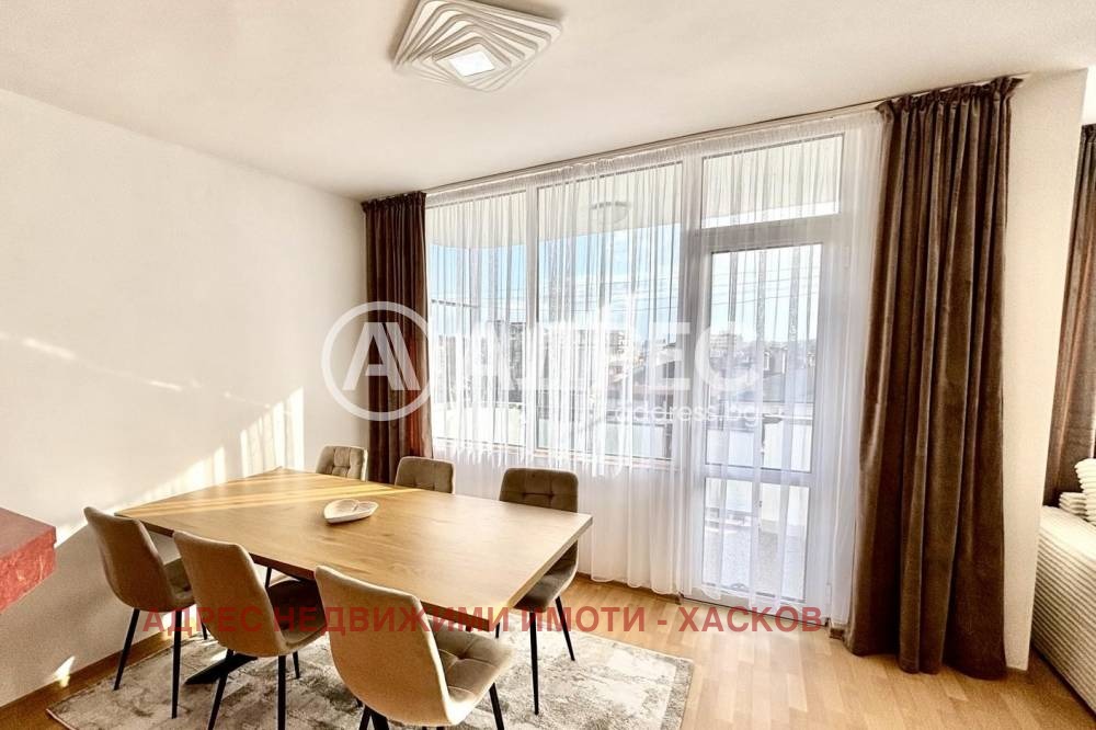 Продава 3-СТАЕН, гр. Хасково, Училищни, снимка 2 - Апартаменти - 53022241