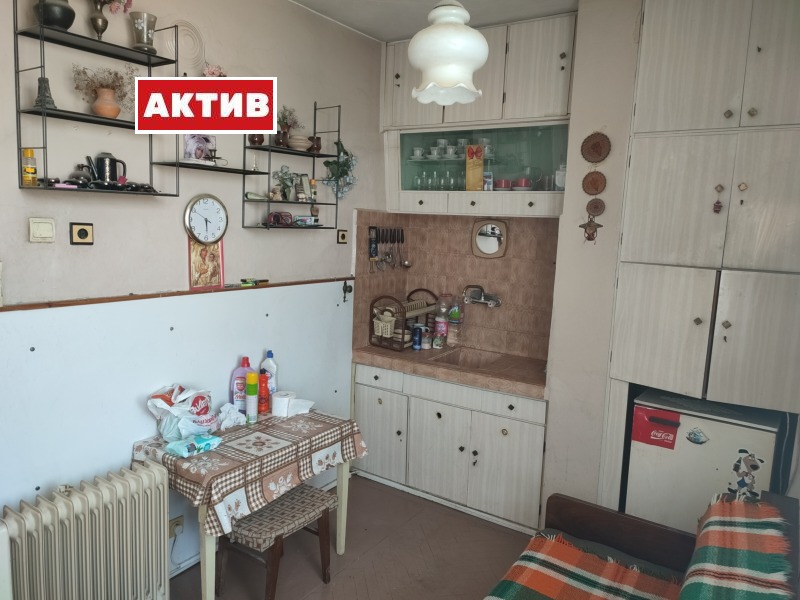 Продава 2-СТАЕН, гр. Търговище, Боровец, снимка 1 - Aпартаменти - 49512043