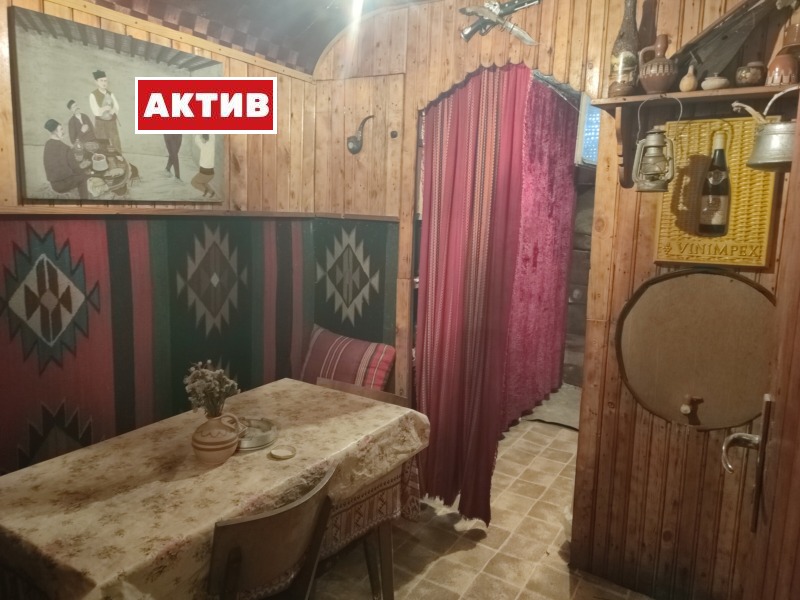 Продава  2-стаен град Търговище , Боровец , 68 кв.м | 69209870 - изображение [12]