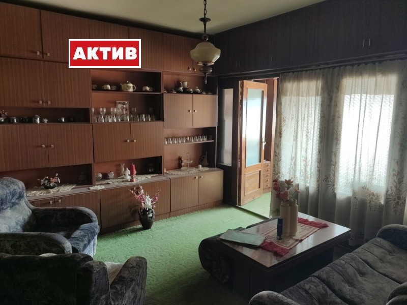 Продава 2-СТАЕН, гр. Търговище, Боровец, снимка 4 - Aпартаменти - 49512043