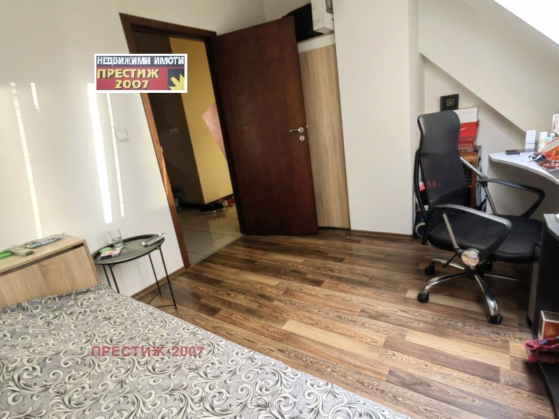 Продава  3-стаен град Шумен , Център , 120 кв.м | 73350404 - изображение [7]