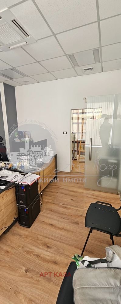 À venda  Escritório Plovdiv , Kiutchuk Parij , 96 m² | 97115188 - imagem [3]