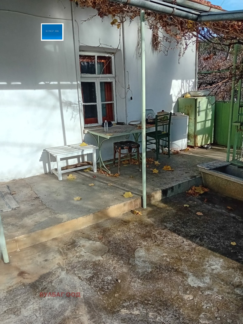 Продава КЪЩА, с. Калотина, област София област, снимка 2 - Къщи - 52913877