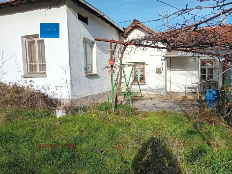 Продава КЪЩА, с. Калотина, област София област, снимка 1 - Къщи - 52913877