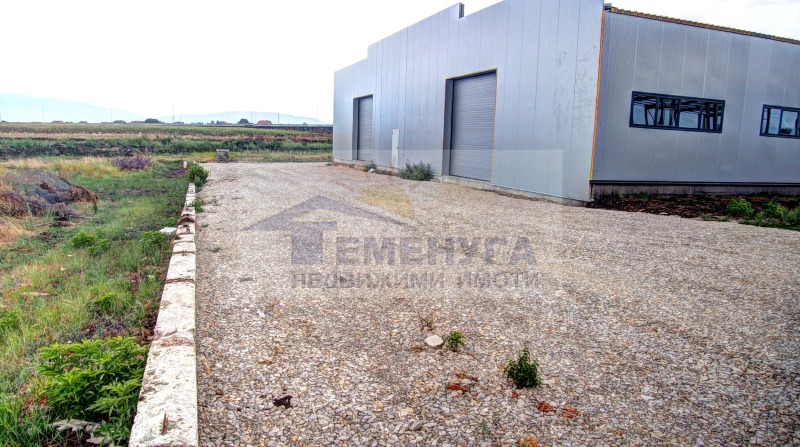 En venta  Almacenamiento Sofia , Voluyak , 4080 metros cuadrados | 95503375 - imagen [2]