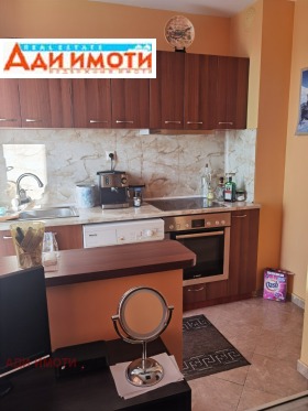 Продажба на имоти в гр. Карлово, област Пловдив — страница 4 - изображение 20 