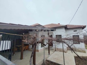 Casa Dropla, regiunea Dobrich 1