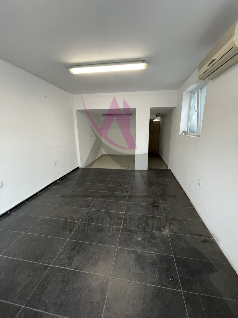 In vendita  Negozio Varna , Kolhozen pazar , 47 mq | 77007075 - Immagine [2]