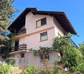 Casa Jrabrino, región Plovdiv