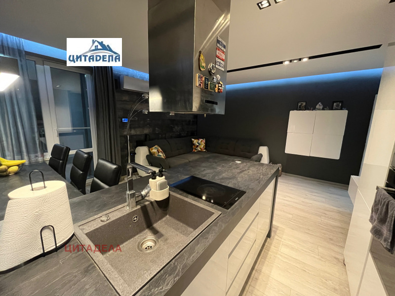 Продава 3-СТАЕН, гр. Стара Загора, Център, снимка 3 - Апартаменти - 52441368