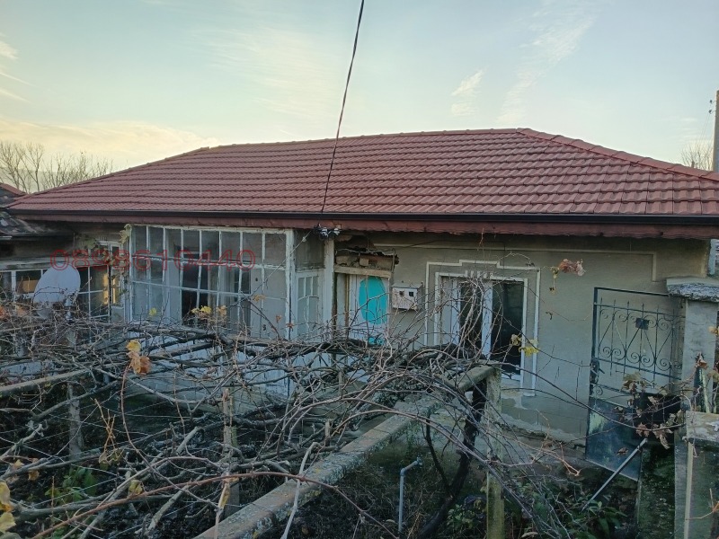 Продава КЪЩА, гр. Смядово, област Шумен
