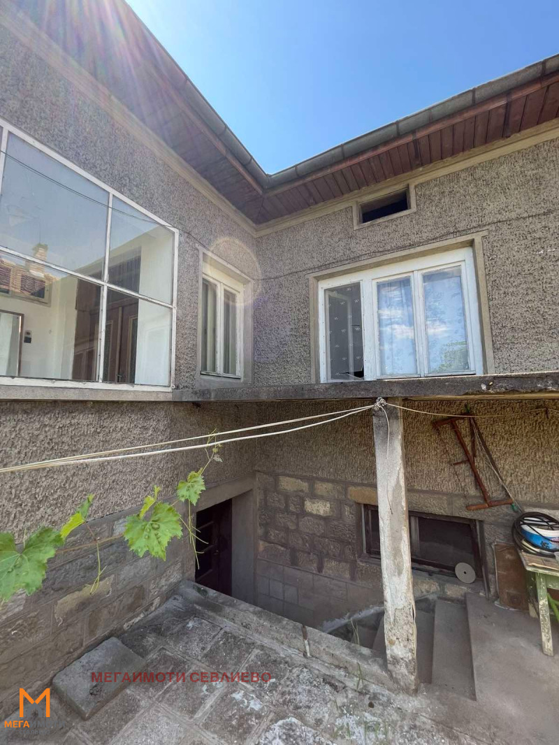 Продава  Къща област Габрово , гр. Севлиево , 100 кв.м | 99648924 - изображение [4]