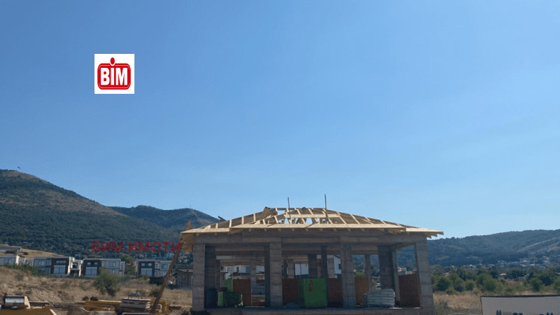 Продава КЪЩА, с. Марково, област Пловдив, снимка 6 - Къщи - 53376546