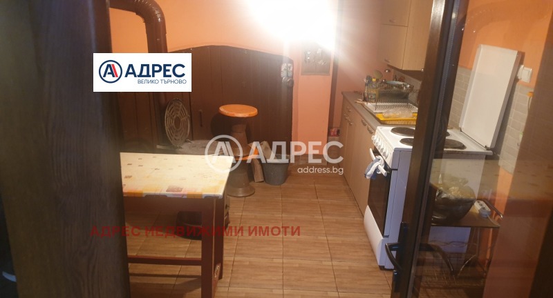 Продава КЪЩА, с. Куцина, област Велико Търново, снимка 2 - Къщи - 53456136