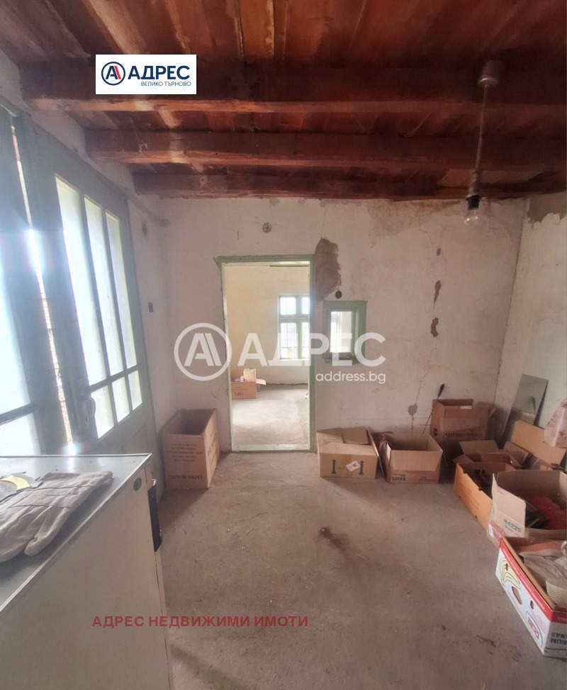 Продава КЪЩА, с. Куцина, област Велико Търново, снимка 8 - Къщи - 53456136