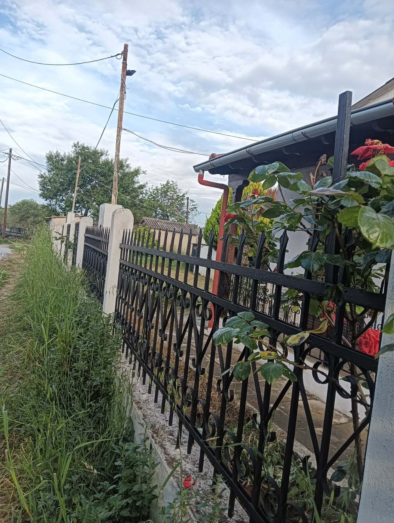 Продава КЪЩА, Извън страната, област Извън страната, снимка 2 - Къщи - 54609897