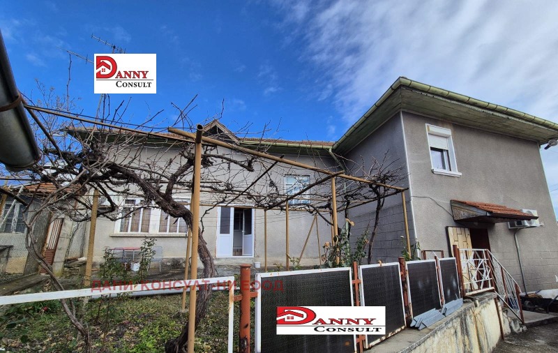 Продава КЪЩА в област Велико Търново, с. Пчелище - 180 кв.м / 129 000 € » 252 302.07 лв., ДАНИ КОНСУЛТ-НИ ЕООД