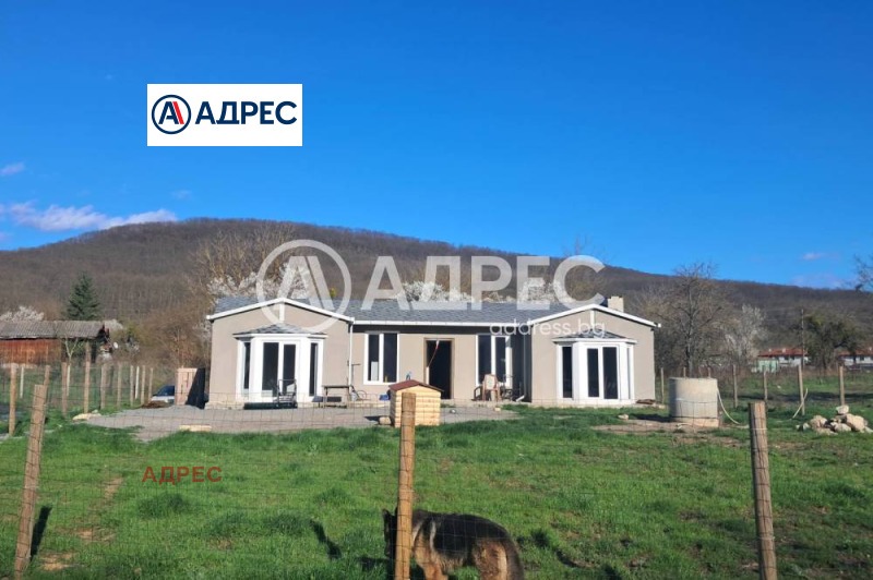 Продава КЪЩА в област Варна, с. Долище - 104 кв.м / 125 000 € » 244 478.75 лв., АДРЕС