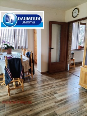 Haus Sandrowo, region Russe 6