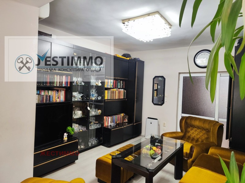 Продава  2-стаен град Варна , Център , 85 кв.м | 83455687 - изображение [7]