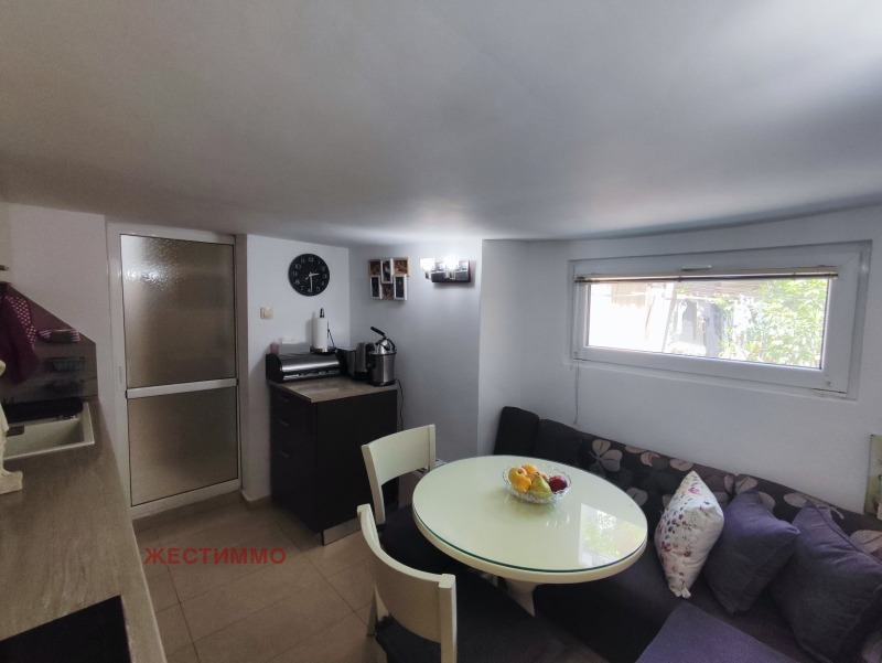 Продава  2-стаен град Варна , Център , 85 кв.м | 83455687 - изображение [2]