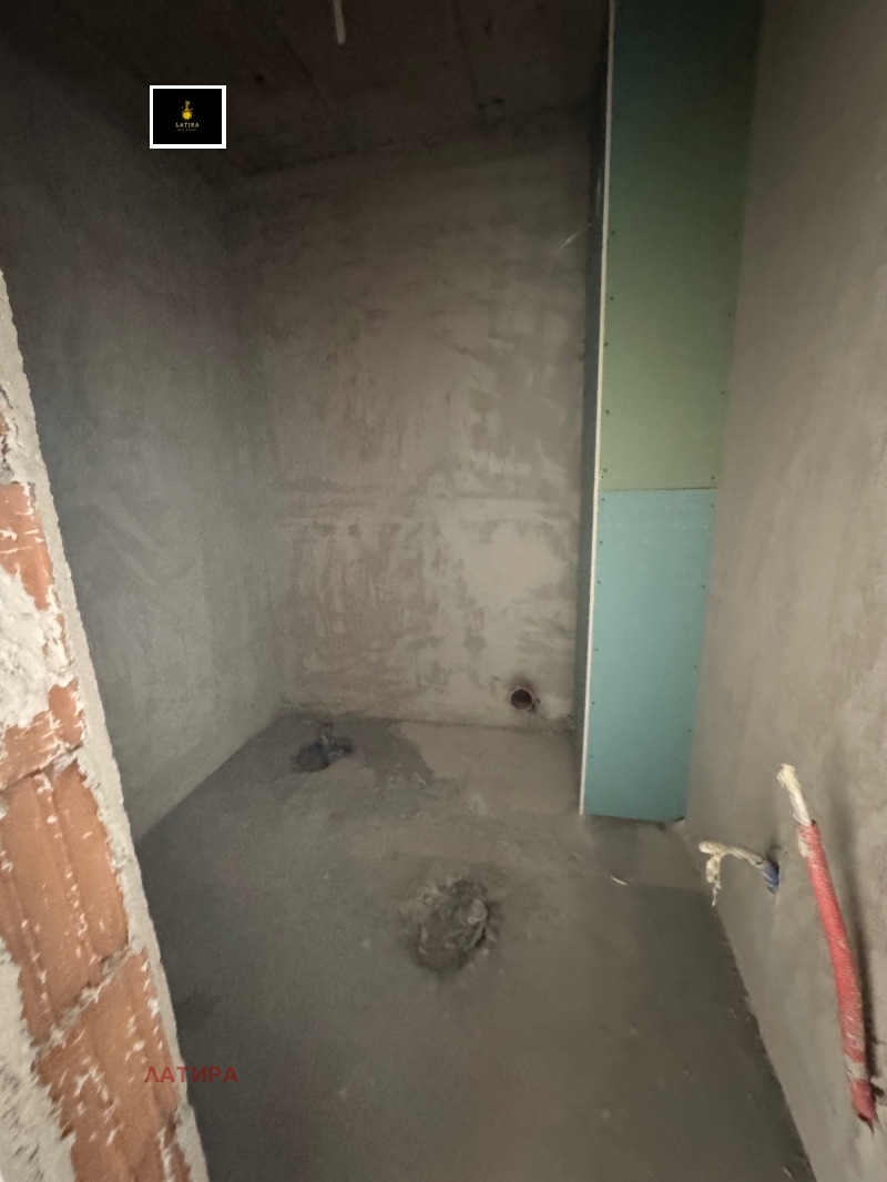 Till salu  2 sovrum Sofia , Studentski grad , 122 kvm | 29332645 - bild [15]