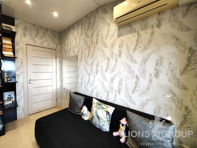 Продава 3-СТАЕН, гр. Варна, к.к. Св.Св. Константин и Елена, снимка 12 - Апартаменти - 52819919