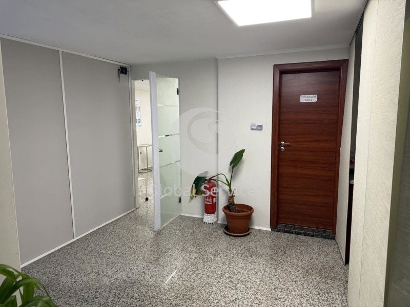 Продава ОФИС, гр. София, Лозенец, снимка 14 - Офиси - 53066652