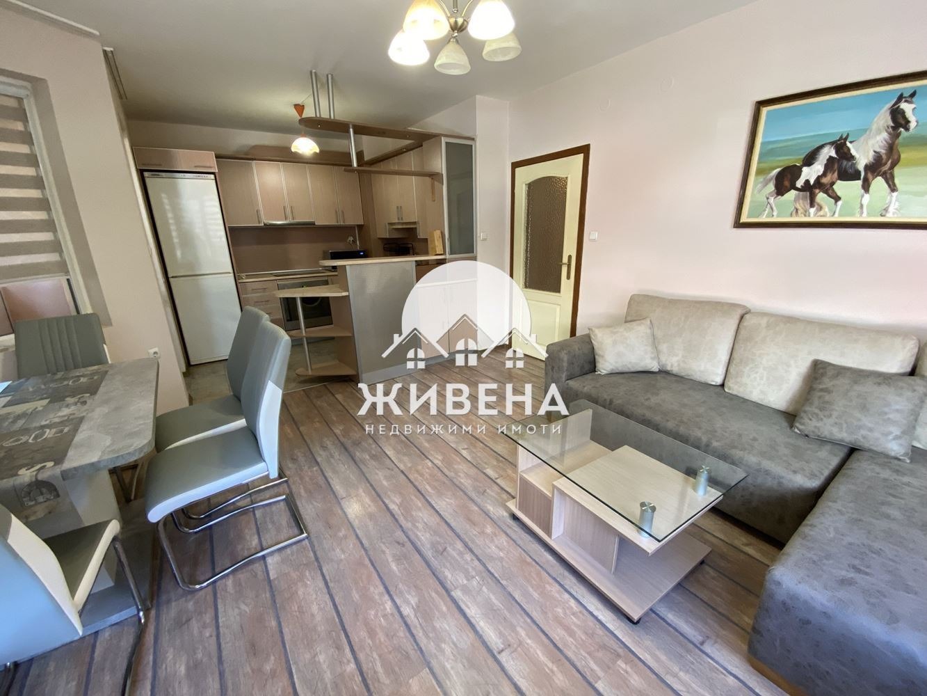 Продава 3-СТАЕН, гр. Варна, Левски 1