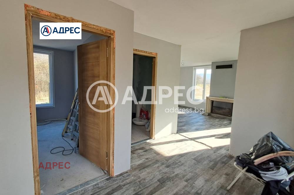 Продава КЪЩА, с. Долище, област Варна, снимка 17 - Къщи - 54279612