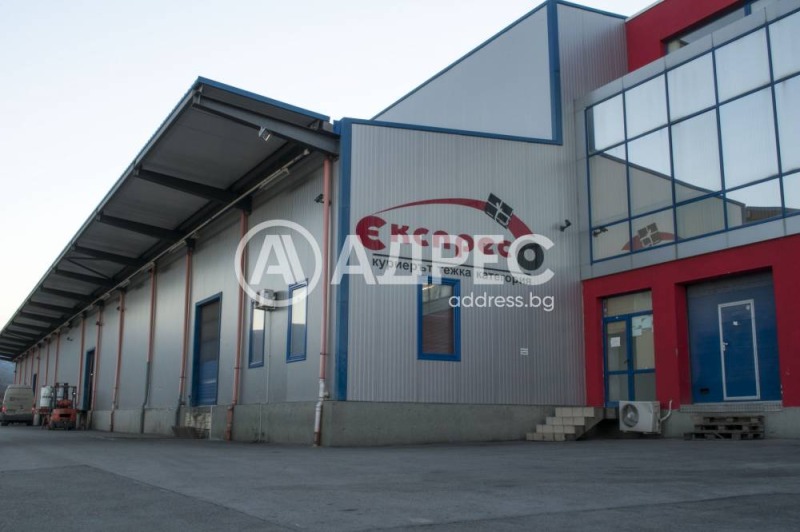 Продава ПРОМ. ПОМЕЩЕНИЕ, гр. София, с. Лозен, снимка 2 - Производствени сгради - 53442128