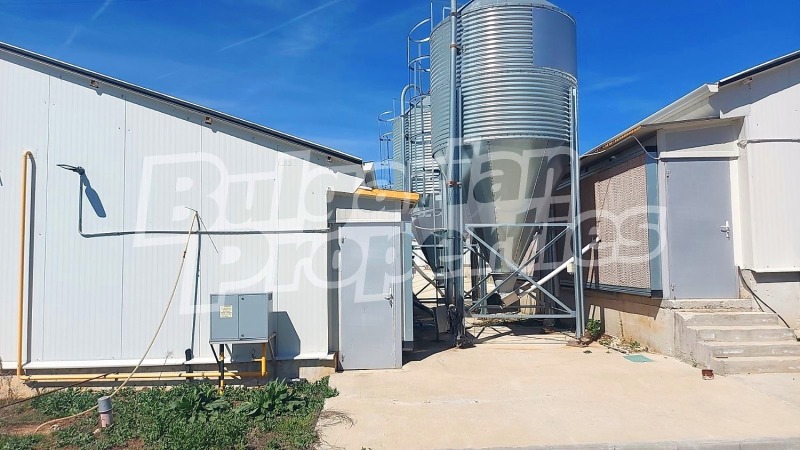 Продава БИЗНЕС ИМОТ, с. Стожер, област Добрич, снимка 2 - Други - 52873742