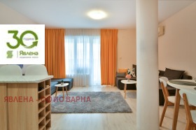 1 Schlafzimmer Zentar, Warna 1