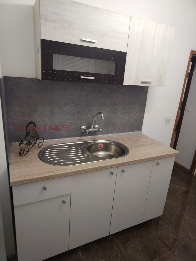 Продава 2-СТАЕН, гр. Разград, Орел, снимка 4 - Апартаменти - 52783813