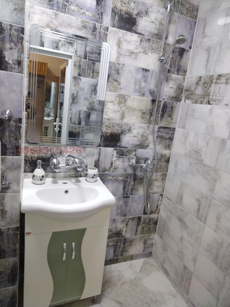 Продава 2-СТАЕН, гр. Разград, Орел, снимка 8 - Апартаменти - 52783813