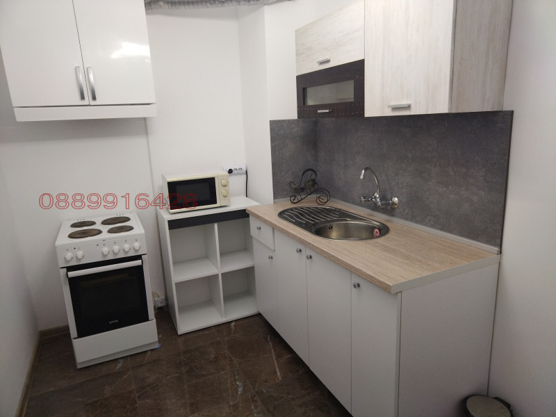 Продава 2-СТАЕН, гр. Разград, Орел, снимка 3 - Апартаменти - 52783813