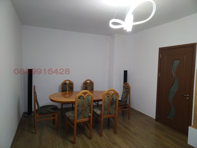 Продава 2-СТАЕН, гр. Разград, Орел, снимка 12 - Апартаменти - 52783813