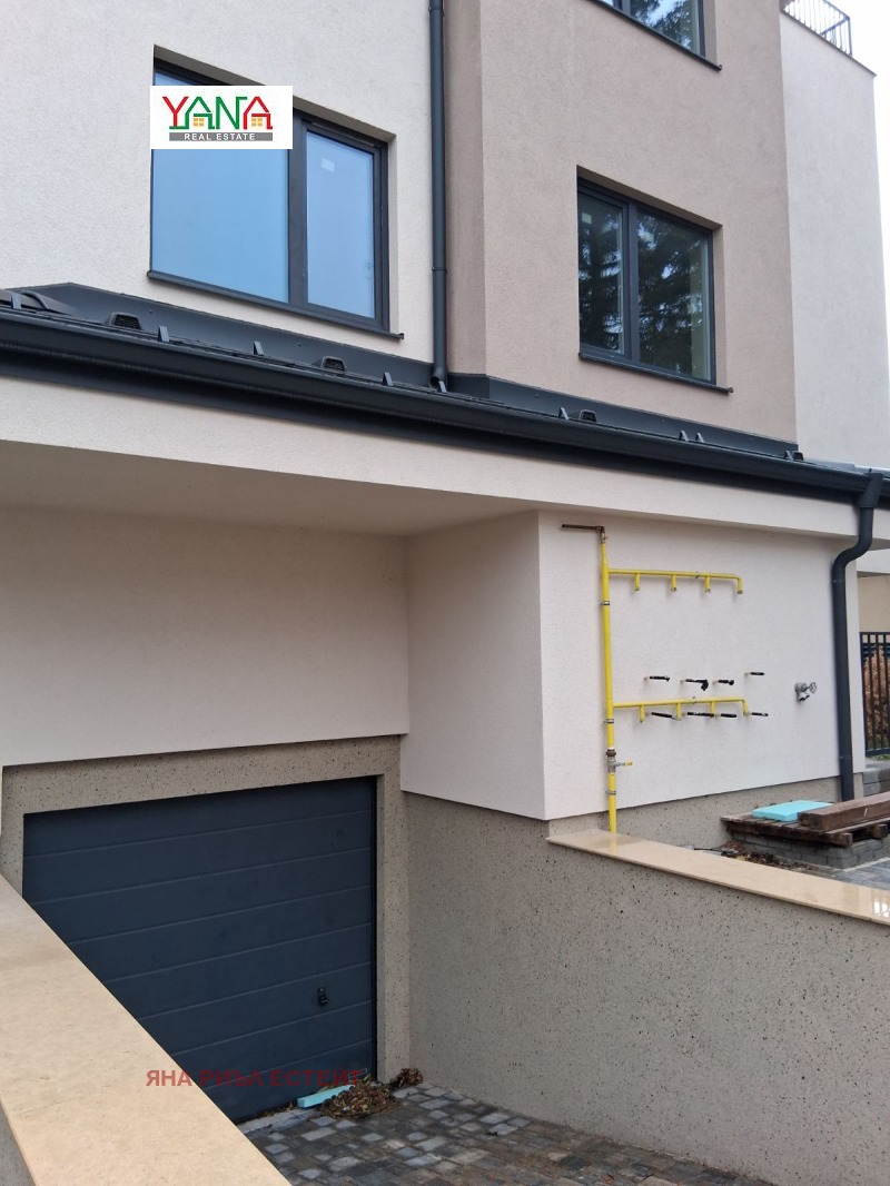 Продава 2-СТАЕН, гр. София, Карпузица, снимка 2 - Апартаменти - 52671895