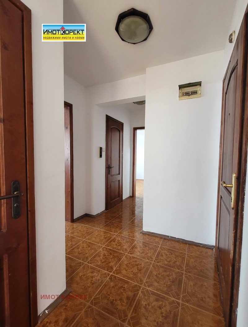 Продава 3-СТАЕН, гр. Пазарджик, Идеален център, снимка 4 - Апартаменти - 53280303