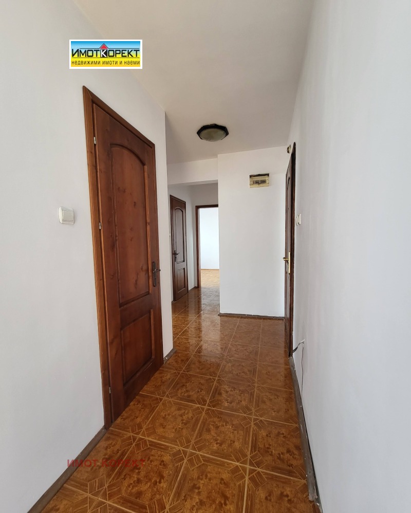 Продава 3-СТАЕН, гр. Пазарджик, Идеален център, снимка 13 - Апартаменти - 53280303