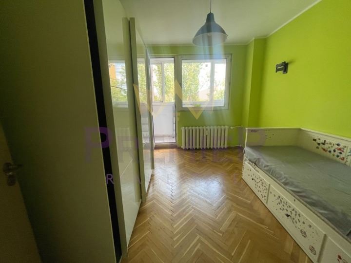 Продава 4-СТАЕН, гр. София, Изток, снимка 5 - Апартаменти - 53150025