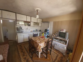 Casa Levski, região Pleven 3
