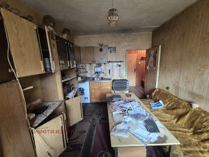 Продава  2-стаен град Перник , Изток , 55 кв.м | 64121624